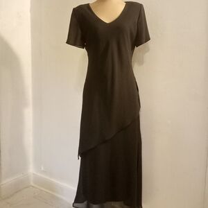 Chic Asymmetrical Black Dress